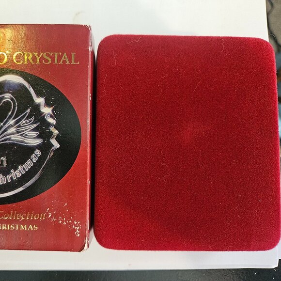 Waterford Crystal Christmas Ornament - "The Wedding Collection"; signed by maker - Picture 9 of 10